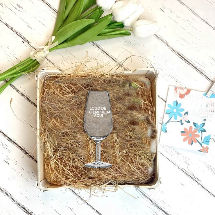 Copas de Vino Personalizadas: El Regalo Irresistible para Cada Ocasión Especial 2 copas de vino personalizadas
